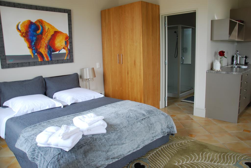 Windhover Suites Tasman Exteriör bild