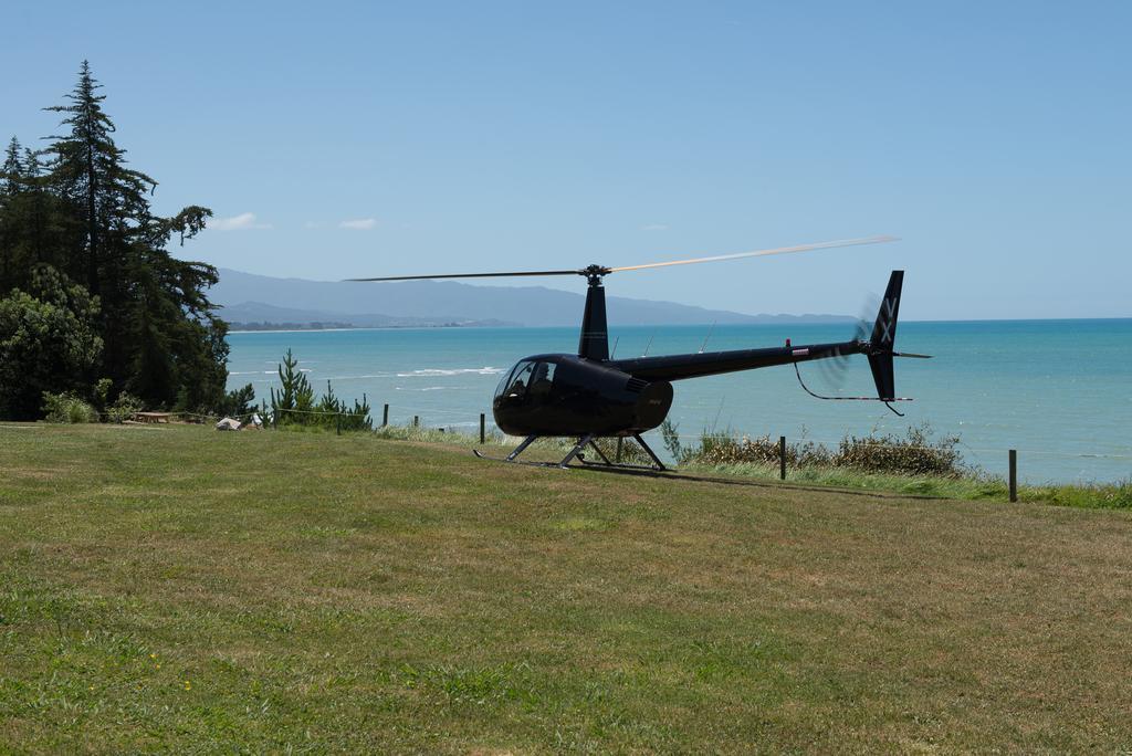 Windhover Suites Tasman Exteriör bild