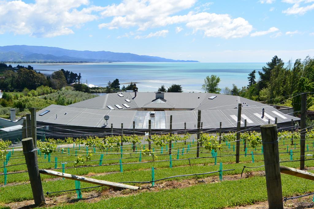 Windhover Suites Tasman Exteriör bild